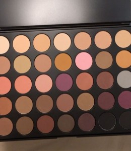 مجموعه ظلال العيون كوفي من مورفي 35N